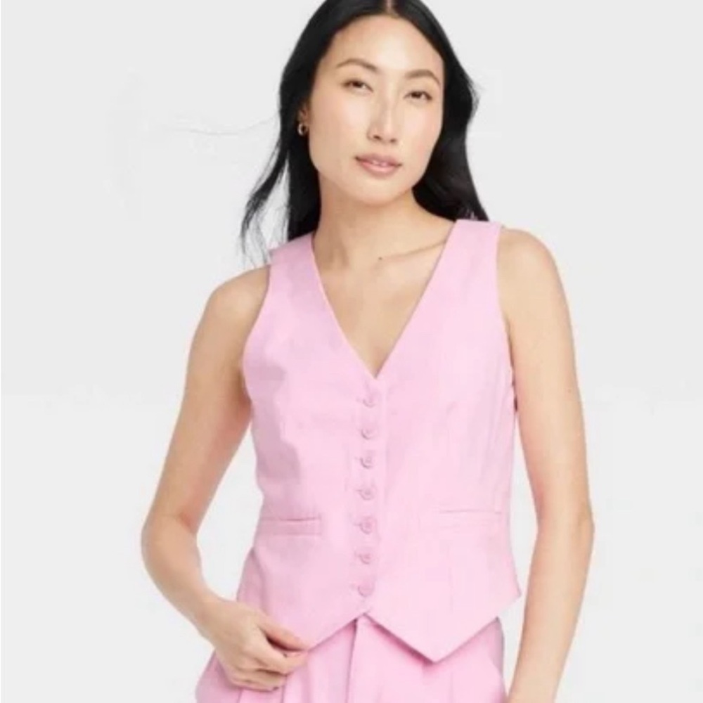 NWT. A New Day, pink vest.